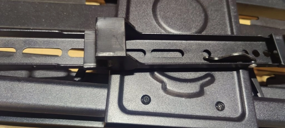 Профессиональный дисплей Lumien PDSBV1NLM98