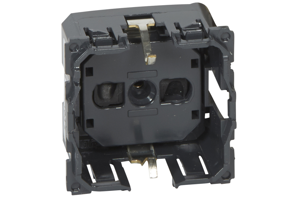 Розетка 2К+З Legrand Celiane