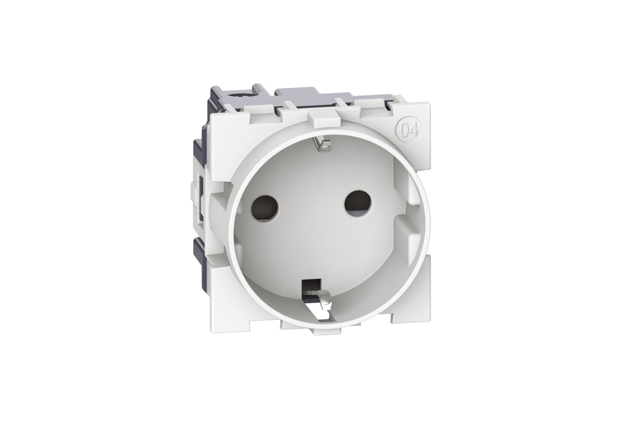 Розетка немецкого стандарта 2К+З Legrand LIVING NOW